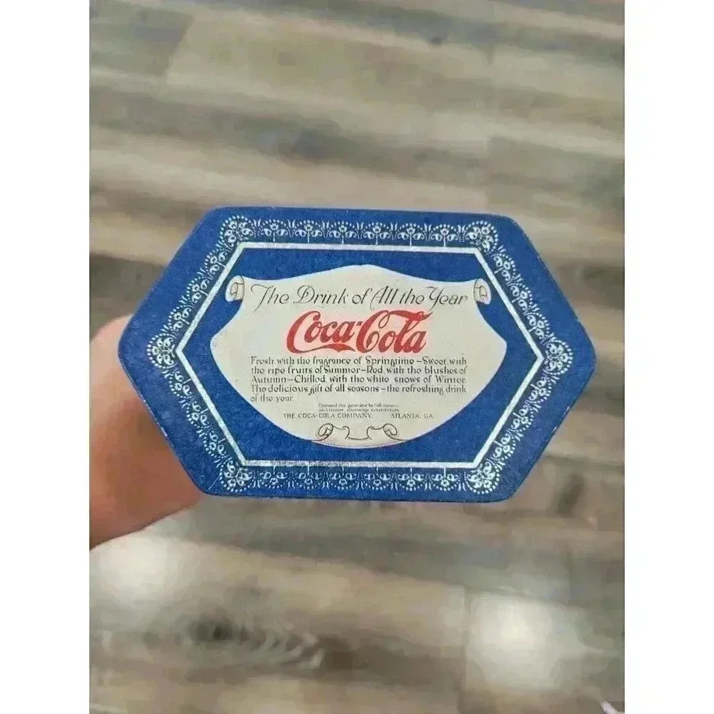 Vintage Coca Cola metal tin‎ #1
